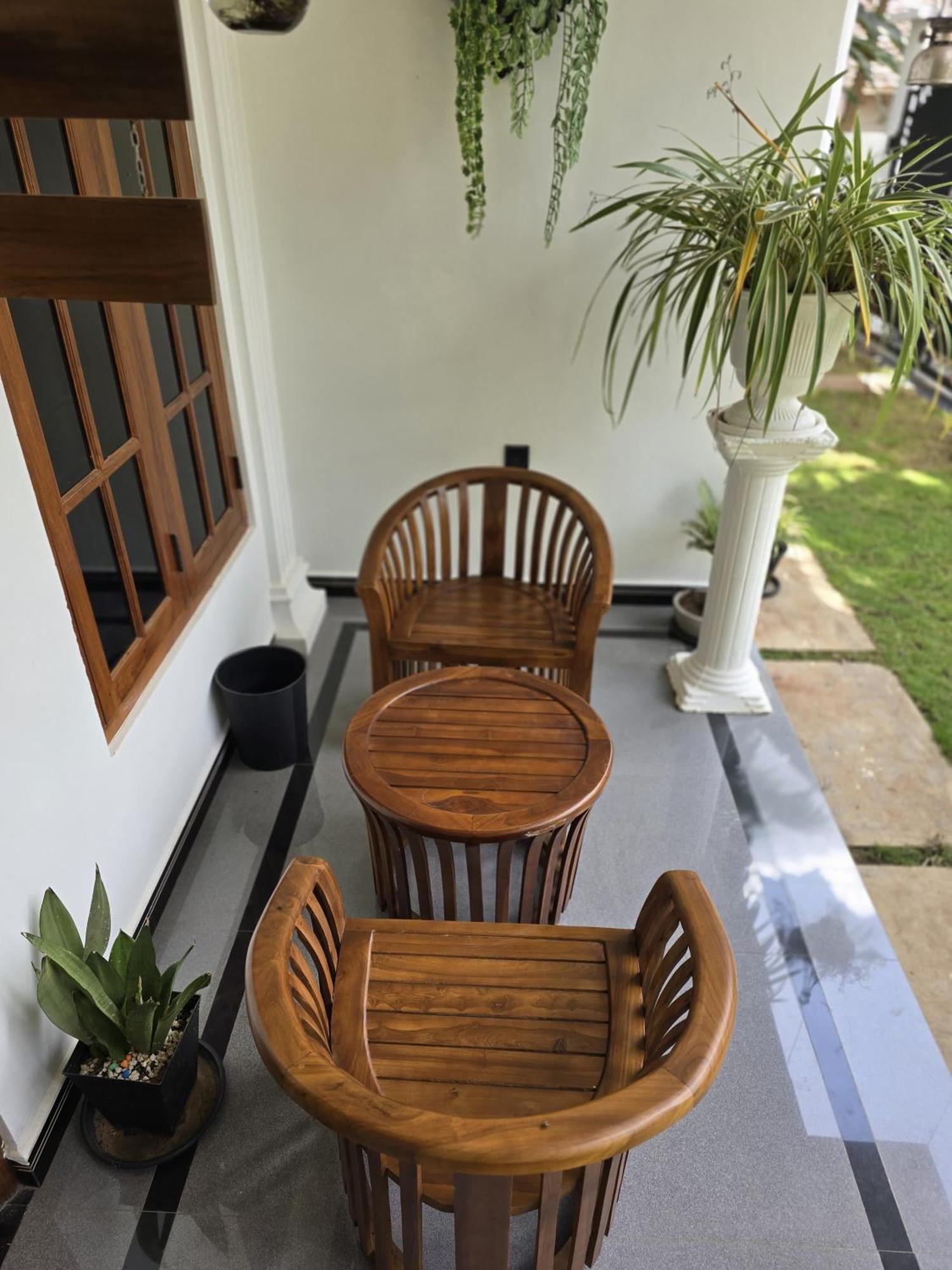 Munril Guest Apartment Jaffna Exterior foto