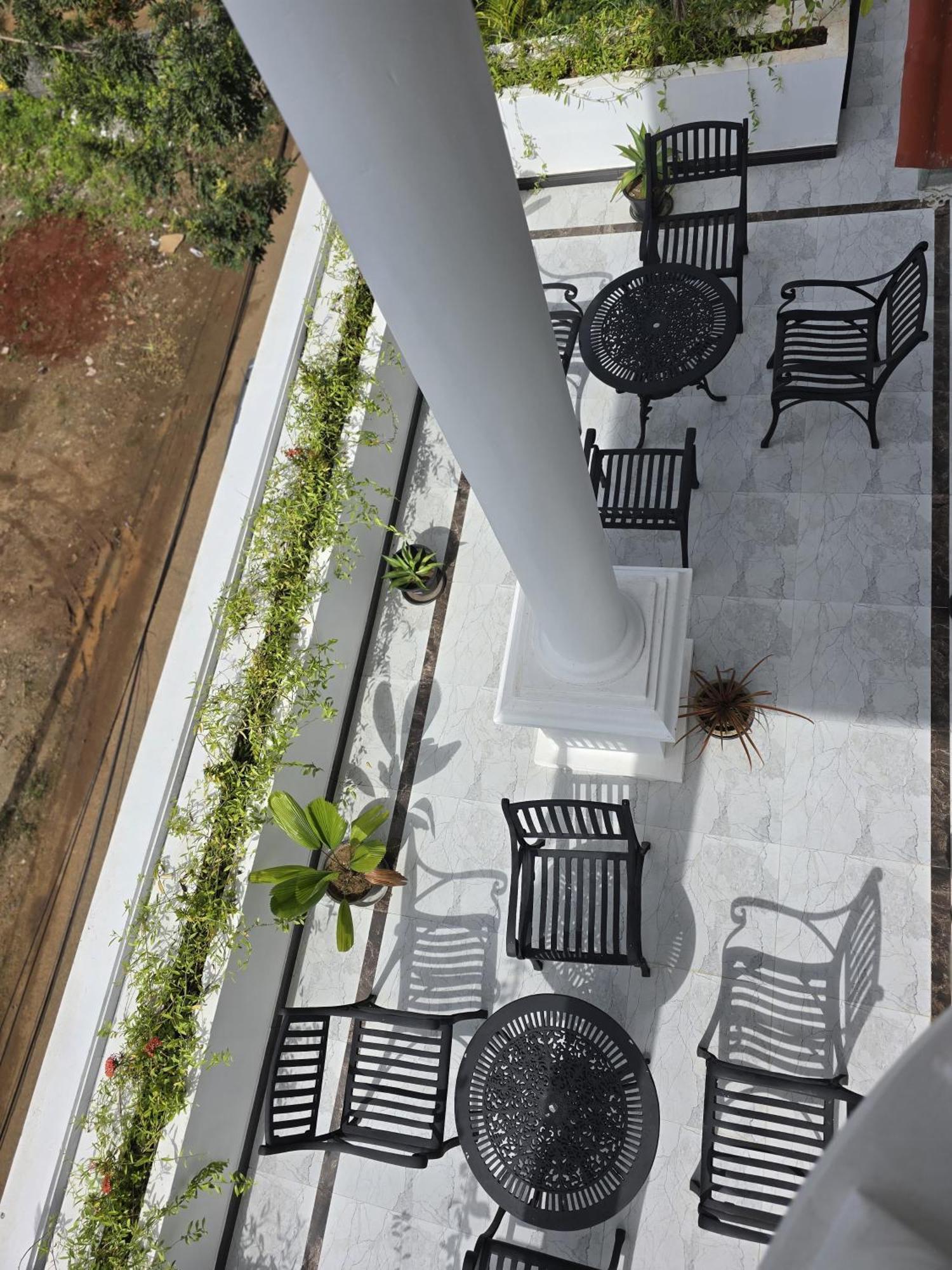 Munril Guest Apartment Jaffna Exterior foto